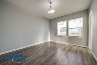 6415 S Van Ness Ave in Los Angeles, CA - Building Photo - Building Photo