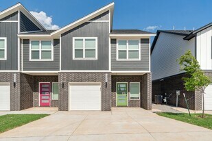 19606 Molly Dr in Edmond, OK - Building Photo