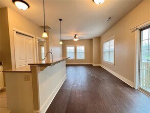 3164 N Barnsbury Terrace in Fayetteville, AR - Foto de edificio - Building Photo