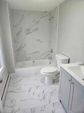 132 Seymour Ave, Unit #3 in Newark, NJ - Foto de edificio - Building Photo