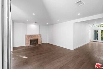 10453 Holman Ave in Los Angeles, CA - Building Photo - Building Photo