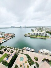 1000 W Island Blvd, Unit # 2002 in Aventura, FL - Building Photo - Building Photo