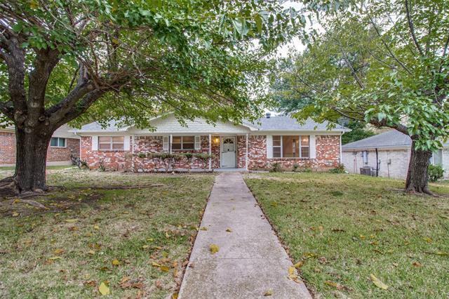 906 Starlight Dr in Sherman, TX - Building Photo