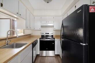 15 Beechnut St in Johnson City, TN - Building Photo - Building Photo