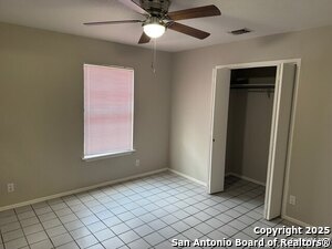 927 W Formosa Blvd in San Antonio, TX - Building Photo - Building Photo