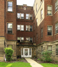 2814 Hampshire Rd in Cleveland, OH - Foto de edificio - Building Photo