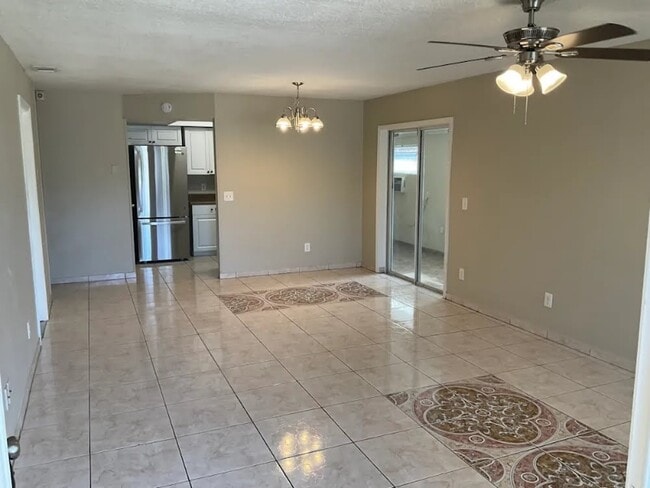property at 1363 Boulder Dr