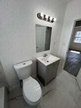 5615 SW 40th St in West Park, FL - Building Photo - Building Photo