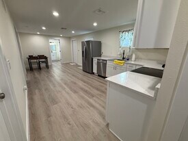 1540 7th Ave E in Bradenton, FL - Building Photo