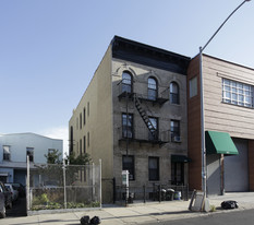 549 39th St Apartments