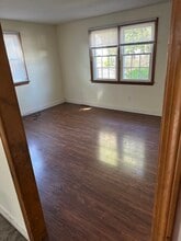 15 Davenport St, Unit Duplex in Springfield, MA - Building Photo - Building Photo