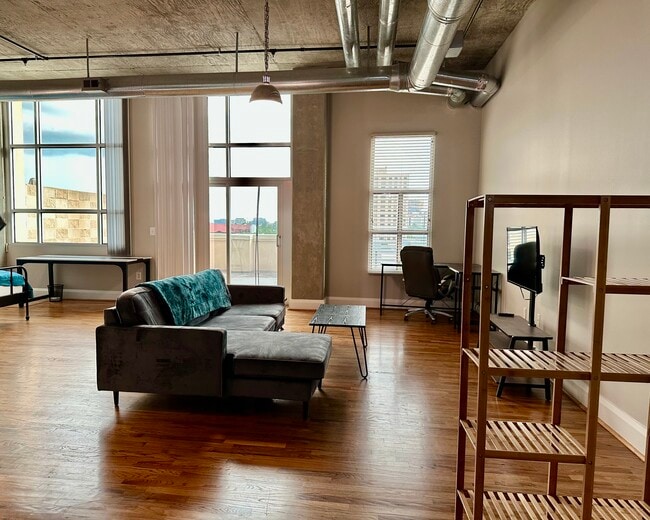 property at 1401 Calumet St