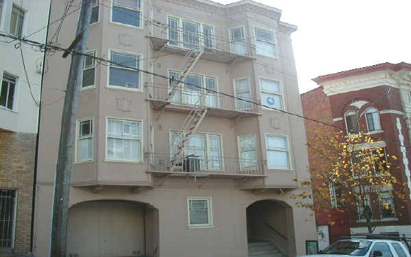 1375 Green St in San Francisco, CA - Foto de edificio - Building Photo