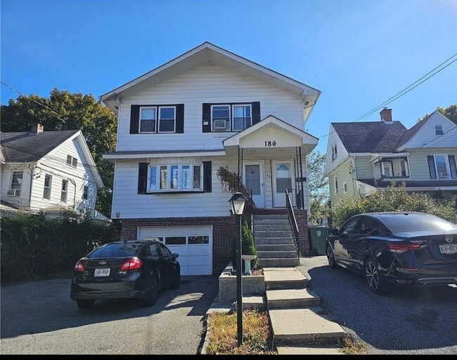 186 Highland Ave, Unit 1