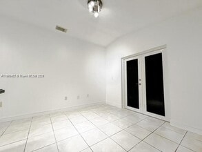 3170 W 78th St in Hialeah, FL - Building Photo - Building Photo