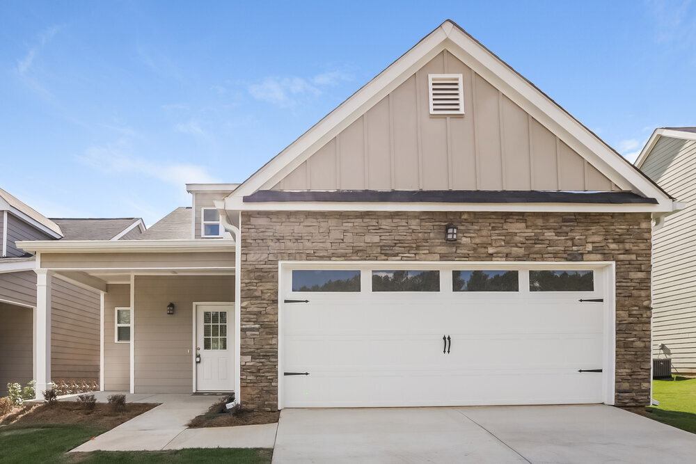 31 Celtic Ct in Adairsville, GA - Foto de edificio