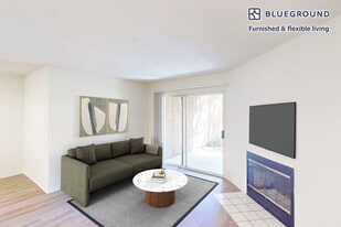 400 Appian Way in Pomona, CA - Building Photo