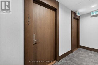 39 Roehampton Ave in Toronto, ON - Building Photo - Building Photo