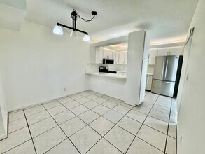 6330 Red Pine Ln in Greenacres, FL - Building Photo - Building Photo