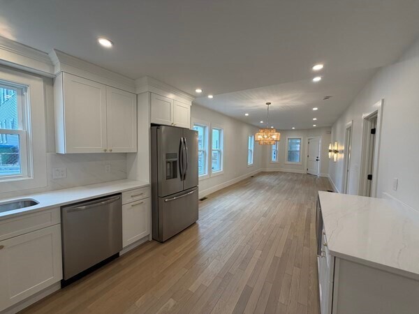 7 Bennett St, Unit 1 in Medford, MA - Foto de edificio - Building Photo