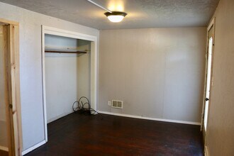 213 Mound Ave in Mankato, MN - Building Photo - Building Photo