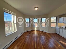 60 Brighton Ave, Unit 404 in Boston, MA - Building Photo