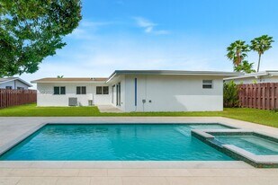 1520 NE 14th Terrace in Fort Lauderdale, FL - Building Photo