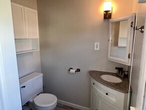 918 Rockwell Rd in Wilmington, DE - Foto de edificio - Building Photo