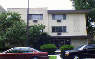 7240 N Ridge Blvd Apartamentos