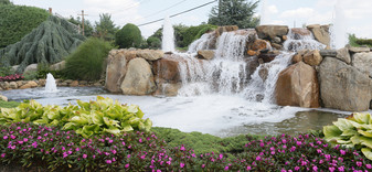 55+ Sunrise Villas Senior Community in Lindenhurst, NY - Building Photo