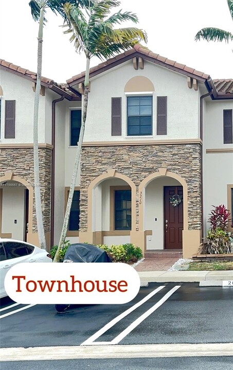 3210 SE 6th St in Homestead, FL - Building Photo