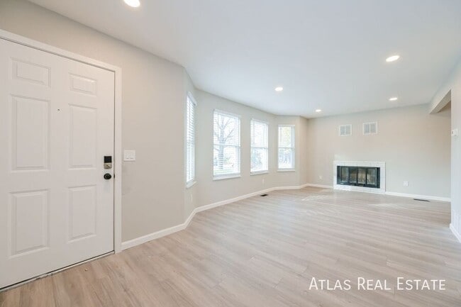 11403 E Ellsworth Pl in Aurora, CO - Building Photo - Building Photo