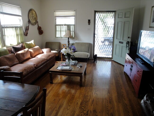 2315 10th St. in Santa Monica, CA - Foto de edificio - Building Photo
