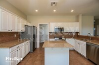 28621 N Spur Dr in San Tan Valley, AZ - Building Photo - Building Photo