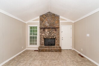 2538 Martin Cir in Birmingham, AL - Foto de edificio - Building Photo