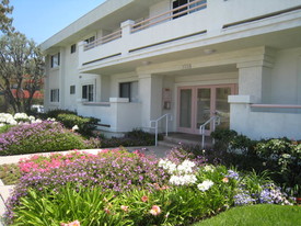 Anza South Apartments