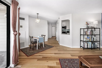 78 10th St E, Unit 809 in St. Paul, MN - Building Photo - Building Photo