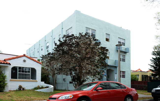 Little Havana Portfolio in Miami, FL - Building Photo - Building Photo