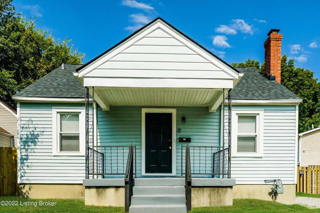 613 W Evelyn Ave in Louisville, KY - Building Photo