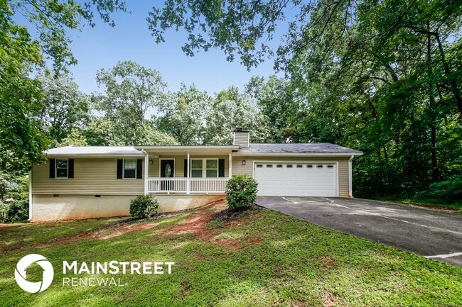 property at 5906 S Quail Dr