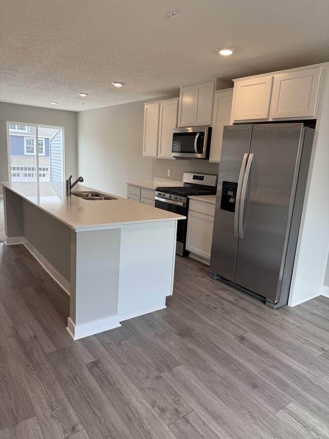 12535 Guadalcanal Cir NE in Blaine, MN - Building Photo - Building Photo