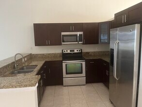 702 SW Amber Terrace in Port St. Lucie, FL - Building Photo - Building Photo