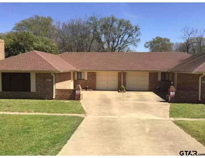 2877 William Spear Dr in Tyler, TX - Building Photo