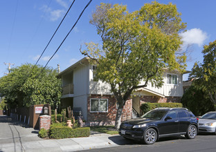 242 Curtner Ave in Palo Alto, CA - Building Photo - Building Photo