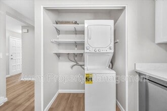 4909 SE 71st Ave in Portland, OR - Building Photo - Building Photo