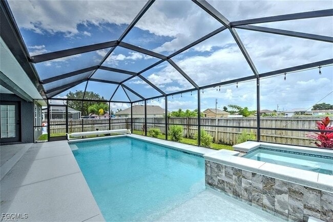 3073 NW 4th Ave in Cape Coral, FL - Building Photo - Building Photo