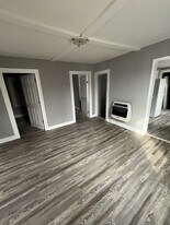 816 2nd St in Rensselaer, NY - Building Photo