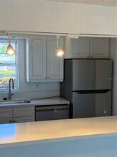 7420 Bay Island Dr S in South Pasadena, FL - Building Photo - Building Photo