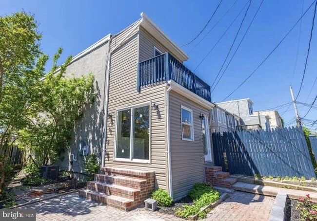 property at 802 Mangold St