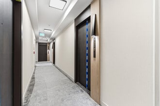 20-2220 Soudan Ave in Toronto, ON - Building Photo - Building Photo